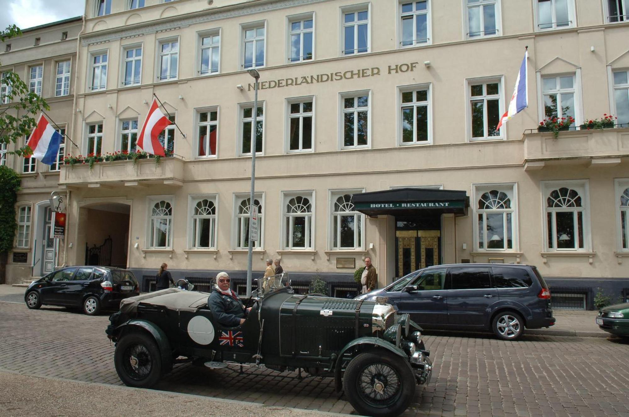 Hotel Niederlaendischer Hof Schwerin  Exterior foto